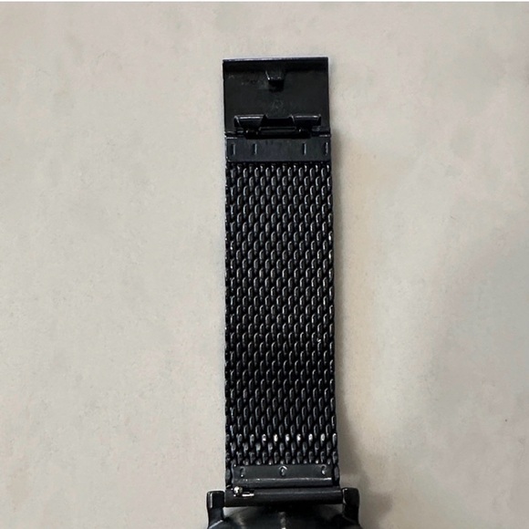 Skagen Hagen Connected Smart Watch Black Mesh Strap Watch with White Dial - Picture 3 of 6